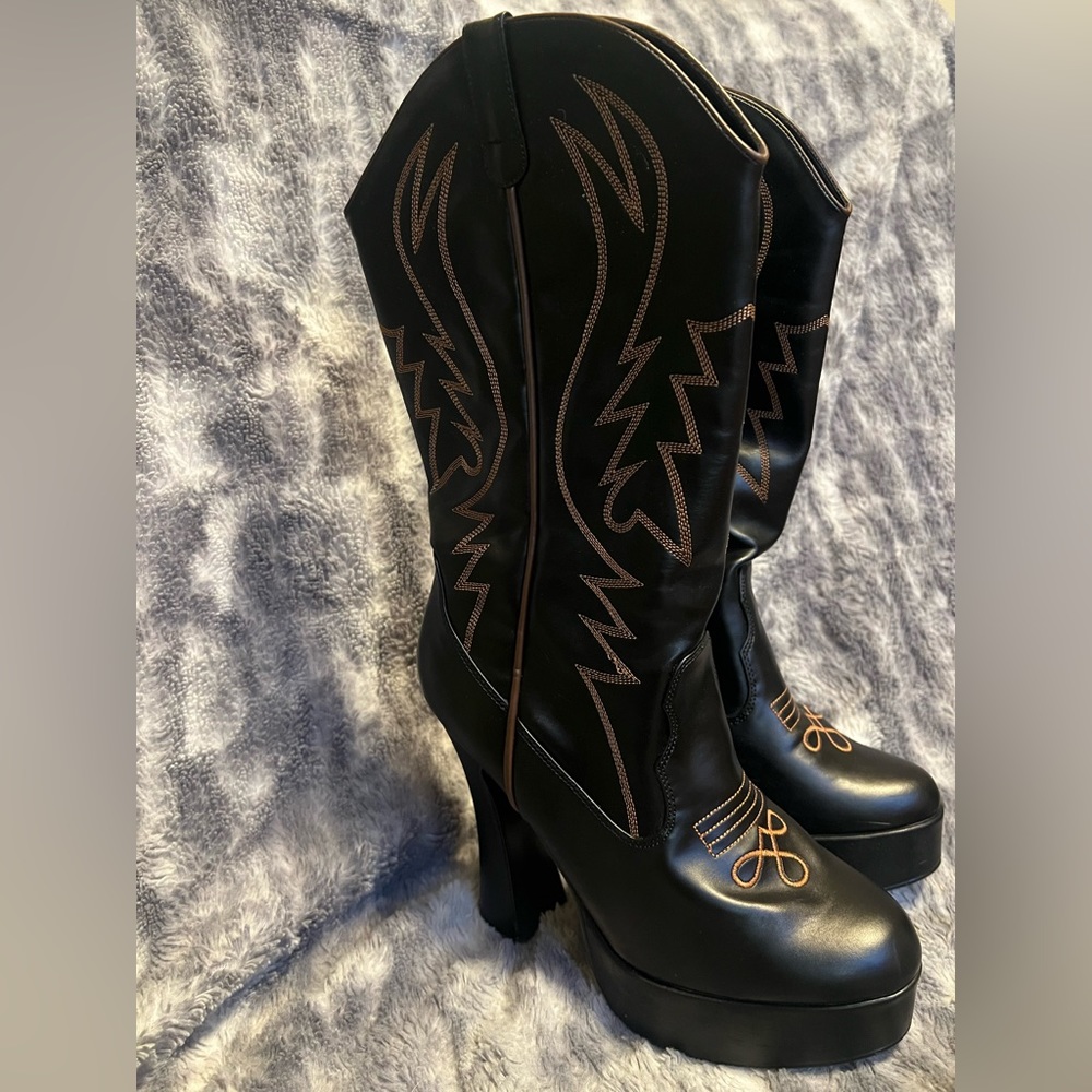 Funtasma Fantasy heeled cowgirl boots - Picture 4 of 5